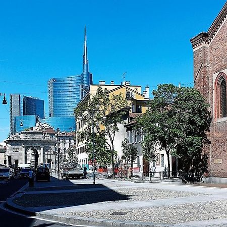 Luxury Apartments Fioravanti Milan Exterior photo