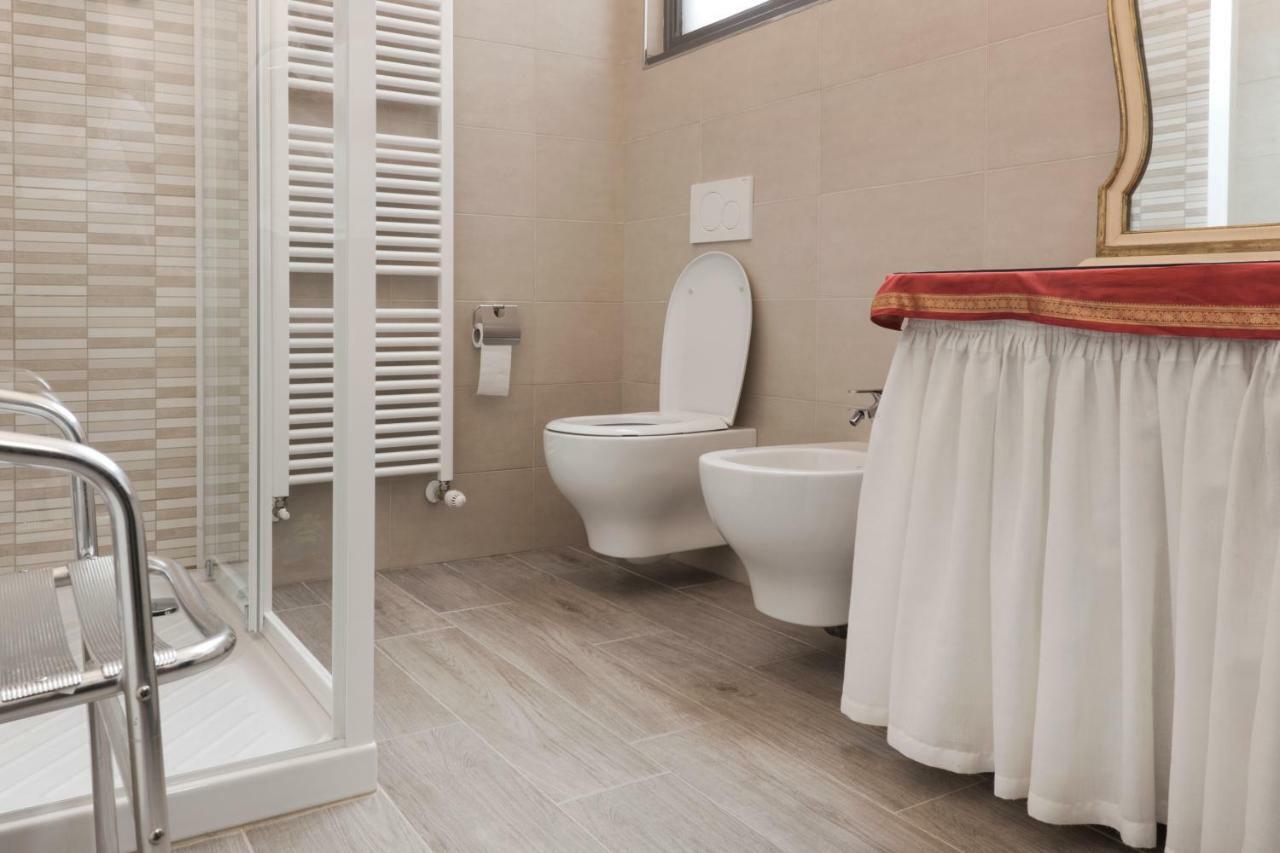 Luxury Apartments Fioravanti Milan Exterior photo